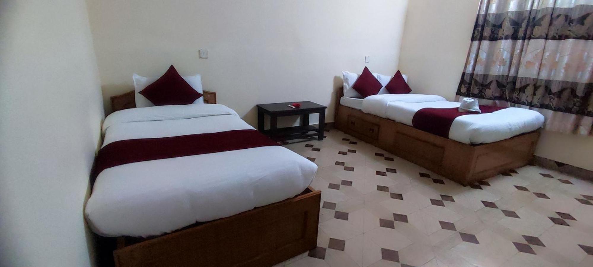 Hotel Lake Garden Pokhara Camera foto